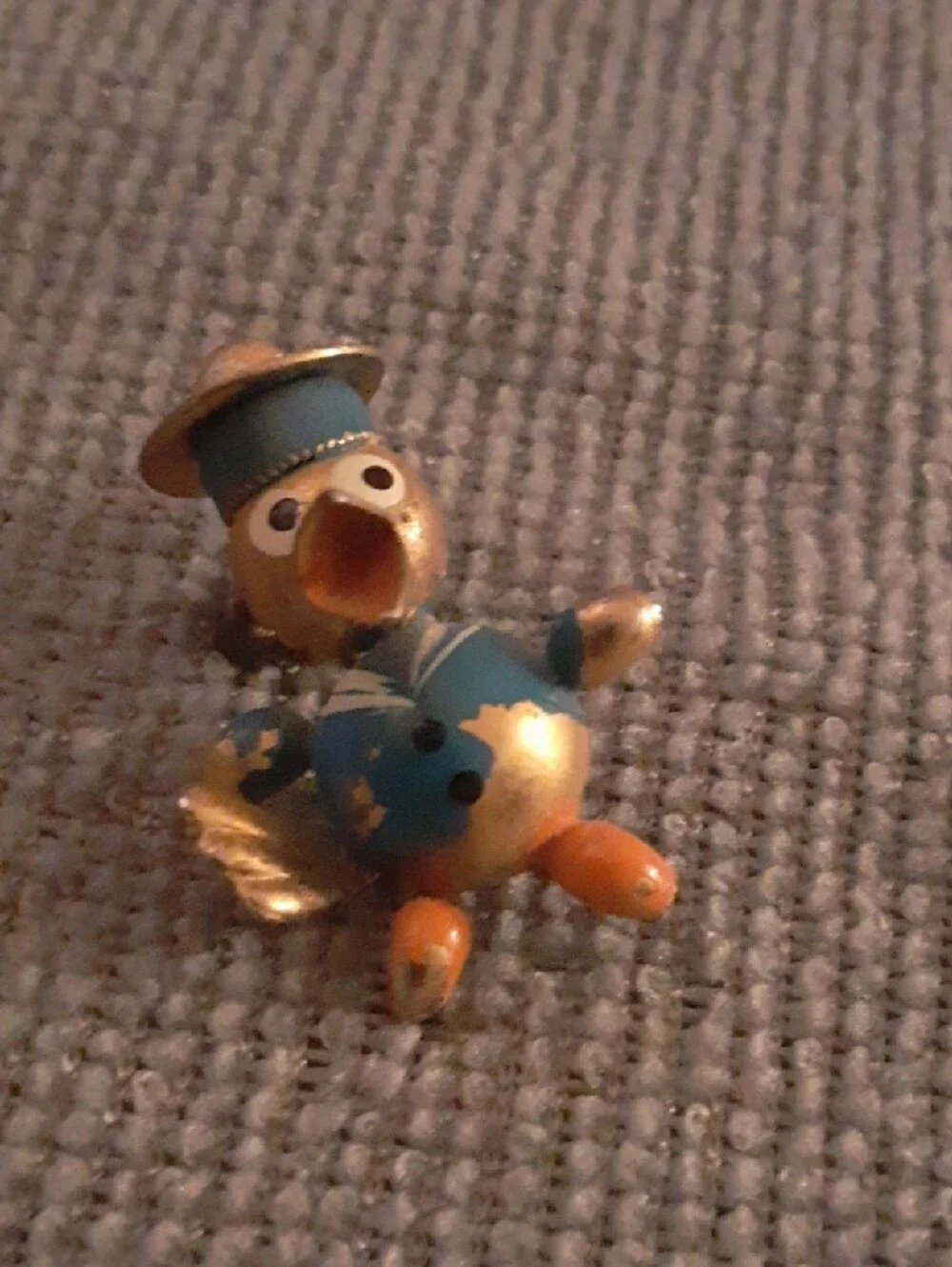 Vintage Donald Duck Pin Blue and Orange